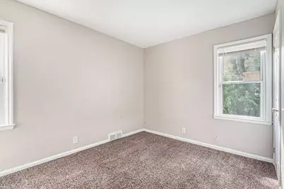 18093 Mendota Street, Detroit, MI 48221 - Photo 14