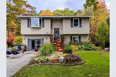 19210 Glendale Circle, Spring Lake, MI 49456 - Photo 2