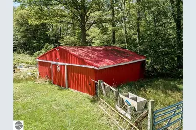 3175 Strand Road, Muskegon, MI 49445 - Photo 10