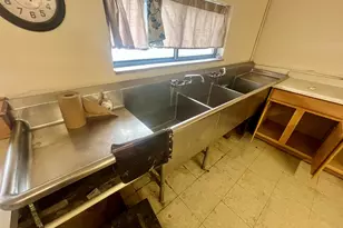 505 W Chicago St, Bronson, MI 49028 - Photo 18