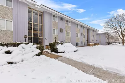 2581 Ridgecroft Drive SE #302, Grand Rapids, MI 49546 - Photo 22
