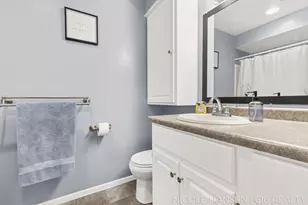 2581 Ridgecroft Dr SE, Grand Rapids, MI 49546 - Photo 14