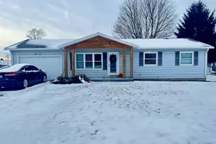 1012 N Greenlawn Dr, Sturgis, MI 49091 - Photo 1