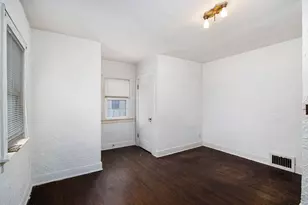 601 N Kalamazoo St, Paw Paw, MI 49079 - Photo 32