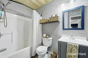 1437 Carlton St, Muskegon, MI 49442 - Photo 12