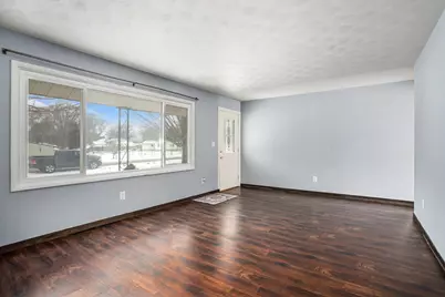 69705 Eisenhower Road, Sturgis, MI 49091 - Photo 4