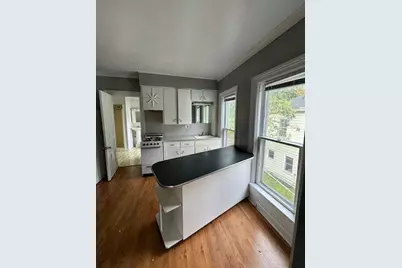 227 Douglas Avenue, Kalamazoo, MI 49007 - Photo 8