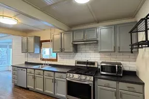 3819 Loraine Ave SW, Wyoming, MI 49548 - Photo 2