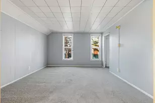 914 Fulton St W, Grand Rapids, MI 49504 - Photo 18