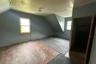 490 4th St, Benton Harbor, MI 49022 - Photo 28