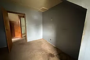 490 4th St, Benton Harbor, MI 49022 - Photo 24