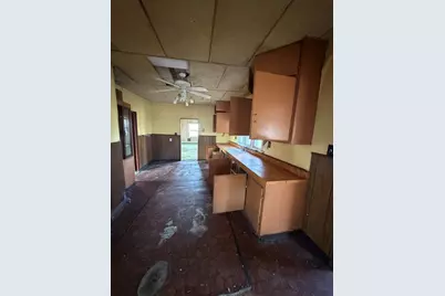 1626 Territorial Road, Benton Harbor, MI 49022 - Photo 4