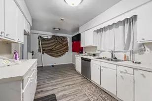 515 Woodward Ave, Big Rapids, MI 49307 - Photo 8