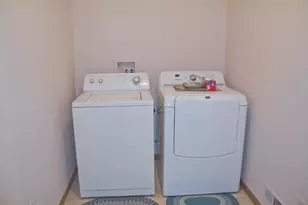 115 Dogwood Cir, Dowagiac, MI 49047 - Photo 8