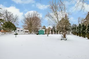 5622 Far Hill Dr SE, Grand Rapids, MI 49546 - Photo 42