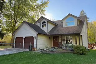 9119 Garfield Dr, Whitmore Lake, MI 48189 - Photo 2