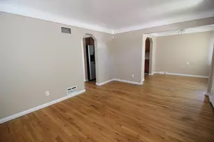 19504 Roger St, Melvindale, MI 48122 - Photo 4