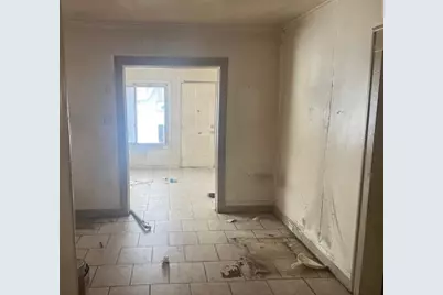 2400 Reynolds Street, Muskegon, MI 49444 - Photo 8