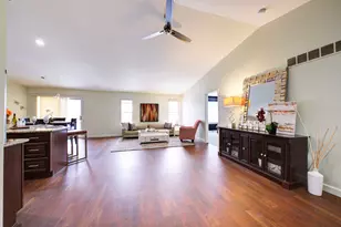 7265 Royal Troon Dr, Ypsilanti, MI 48197 - Photo 4