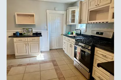 828 W Larch Avenue, Muskegon, MI 49441 - Photo 12