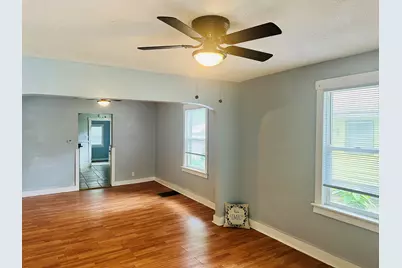 828 W Larch Avenue, Muskegon, MI 49441 - Photo 18