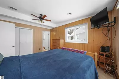 224 W Lake Drive, Cadillac, MI 49601 - Photo 20