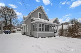 807 S Pearl St, Belding, MI 48809 - Photo 4