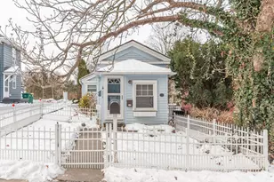 209 N Ann Arbor St, Saline, MI 48176 - Photo 2