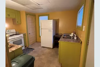 512 Austin Avenue, Albion, MI 49224 - Photo 14