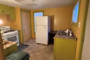 512 Austin Ave, Albion, MI 49224 - Photo 14