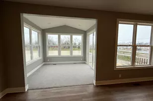 11980 Smithfield Dr, Holland, MI 49424 - Photo 8