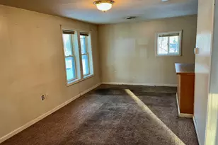 14894 Groesbeck St, Grand Haven, MI 49417 - Photo 6