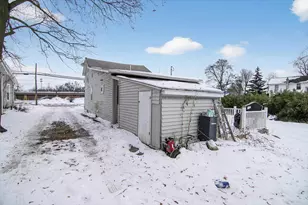 64 Spring St, Hillsdale, MI 49242 - Photo 10