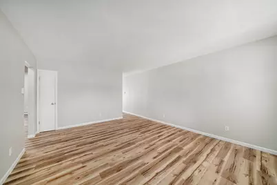 210 W Locust Street #A & B, Three Oaks, MI 49128 - Photo 2