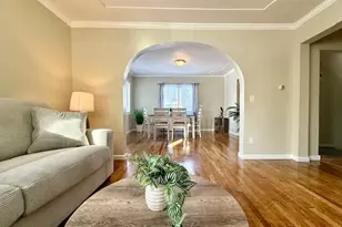 1808 Mc Ilwraith St, Muskegon, MI 49442 - Photo 6