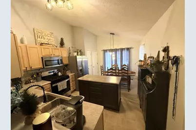 911 S Lincoln Avenue, Three Rivers, MI 49093 - Photo 6