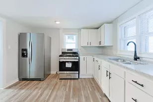 1017 Burns St, Niles, MI 49120 - Photo 6