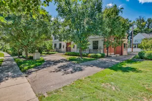 200 Aspen Rd, Birmingham, MI 48009 - Photo 8