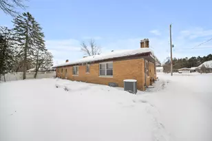 896 W Hile Rd, Muskegon, MI 49441 - Photo 26