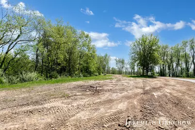 746 W Sedona Hills Court NE, Grand Rapids, MI 49525 - Photo 2