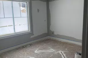 1355 Adams Ave, Muskegon, MI 49442 - Photo 10
