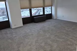5000 S Civic Center Dr W, Southfield, MI 48075 - Photo 4