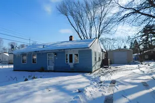 2112 Kathryn Dr, Niles, MI 49120 - Photo 2