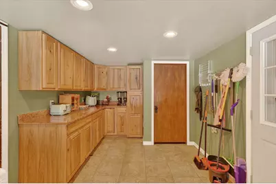 126 N Clark Street, Six Lakes, MI 48886 - Photo 20