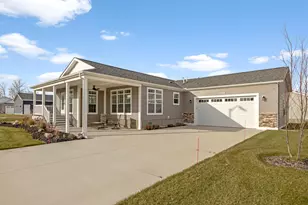 5221 Hollow Ln, Holland, MI 49423 - Photo 1
