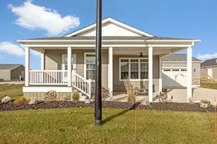 5221 Hollow Ln, Holland, MI 49423 - Photo 32
