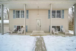 11494 Tamarack Dr, Onsted, MI 49265 - Photo 2