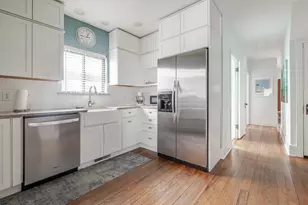 321 Clinton St, South Haven, MI 49090 - Photo 24