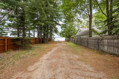 255 Robbins Avenue, Roscommon, MI 48653 - Photo 40