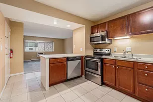 756 W Kilgore Rd, Kalamazoo, MI 49008 - Photo 10
